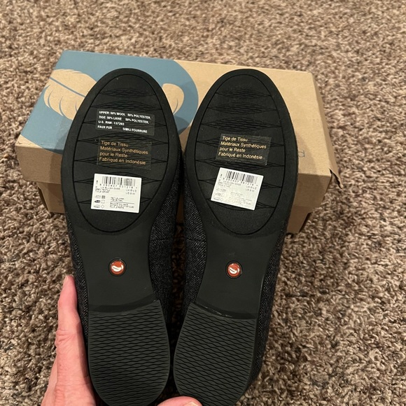 Clarks Unstructured Wool & Polyester Slip On Shoes, womens 9, new with tags/box - Picture 6 of 9